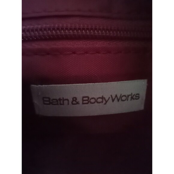 Bath and Body Works Bag Red Fur Holidays Excellent Condition - Picture 3 of 6